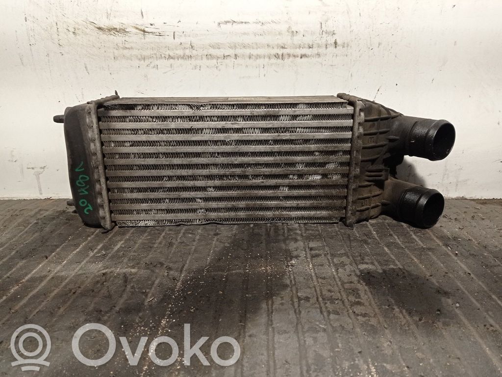 Interkūlerio radiatorius   9684311680,P9004003,BEHR