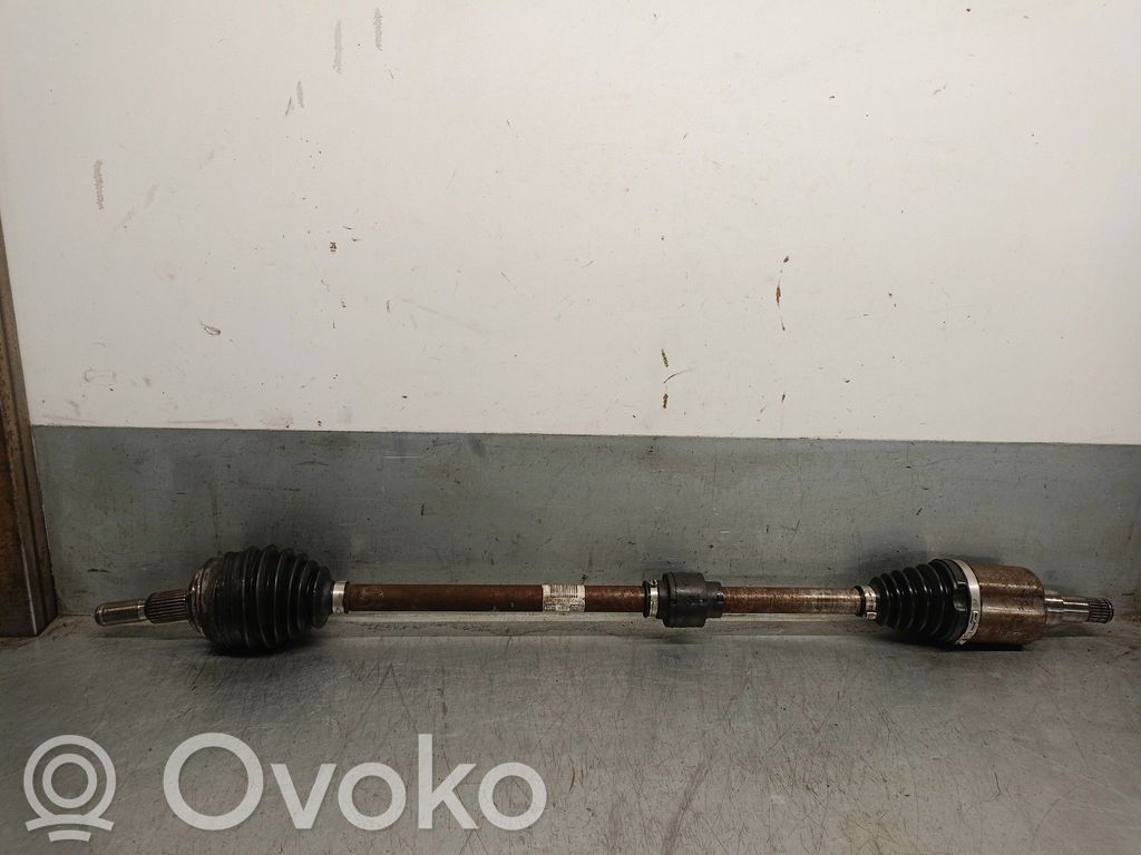 Ford Focus Etuvetoakseli 