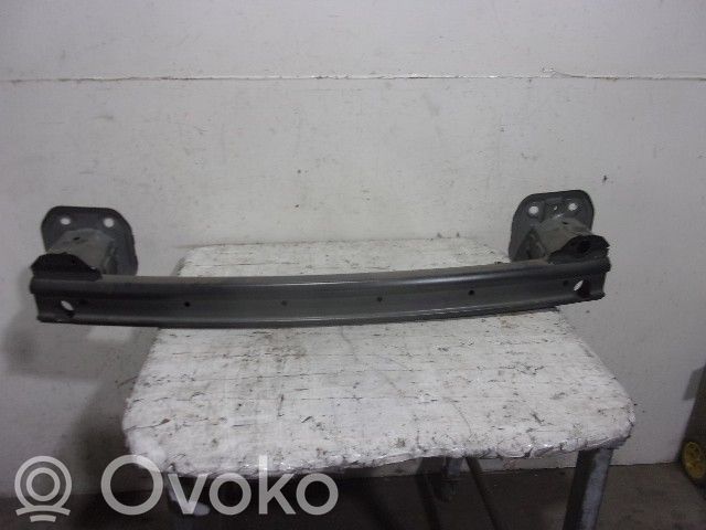 Volvo XC60 Soporte del parachoques delantero 