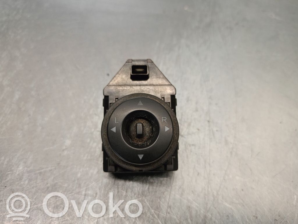 KIA Pro Cee'd I Wing mirror switch 