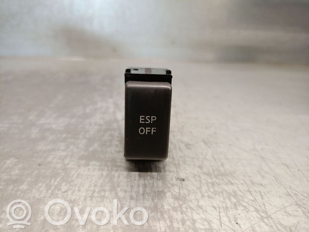 Nissan Qashqai+2 Multifunctional control switch/knob 