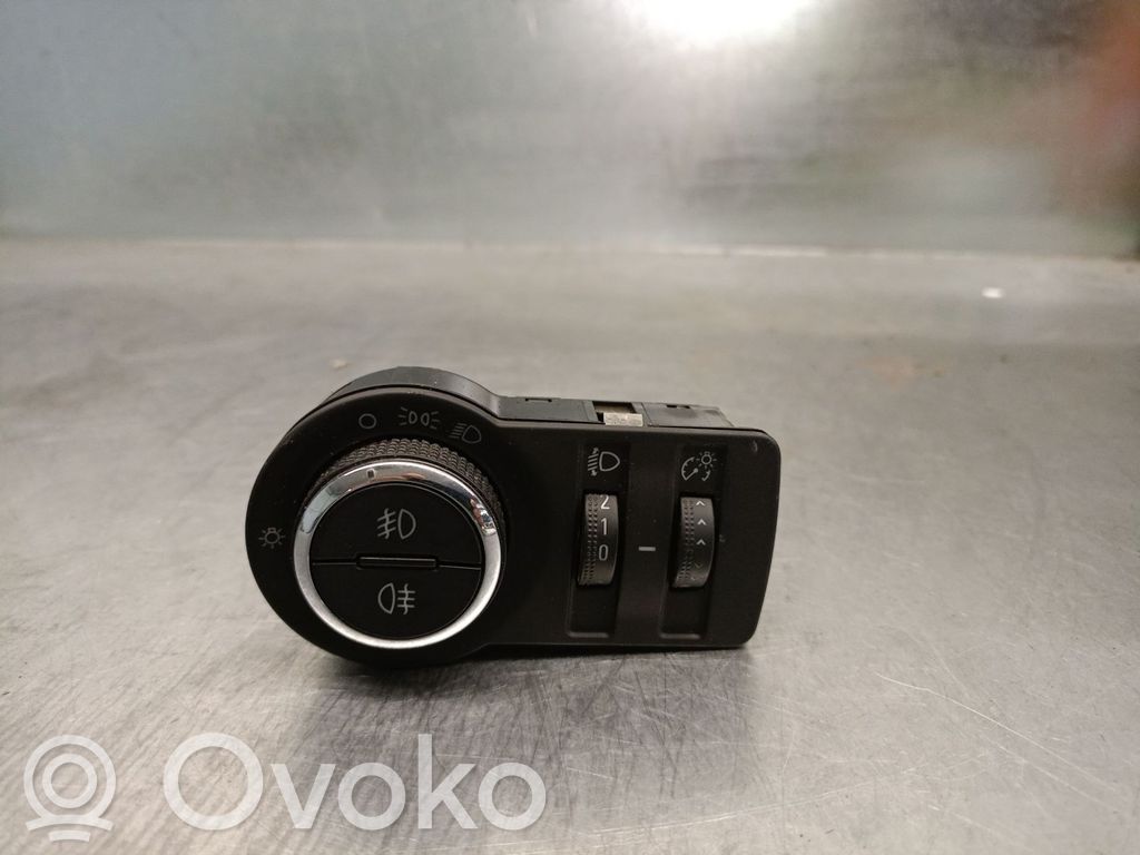 Panel lighting control switch   13268703,251513