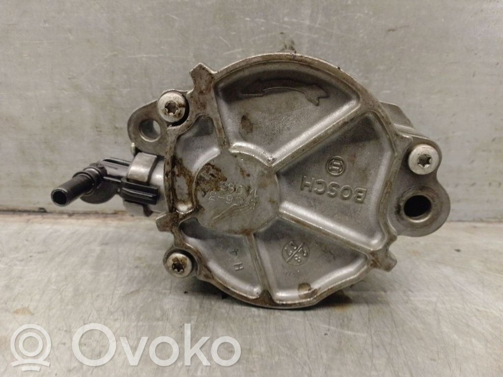 Mazda 3 II Vacuum pump 
