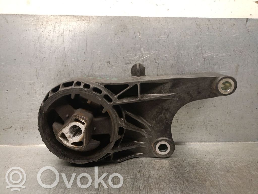 Opel Zafira C Engine mount bracket 
