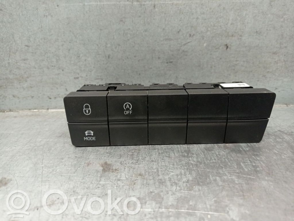 Skoda Octavia Mk4 Przyciski multifunkcyjne 