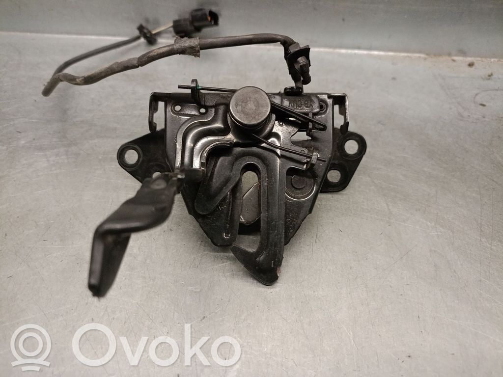 KIA Stonic Tie down hook / loop 