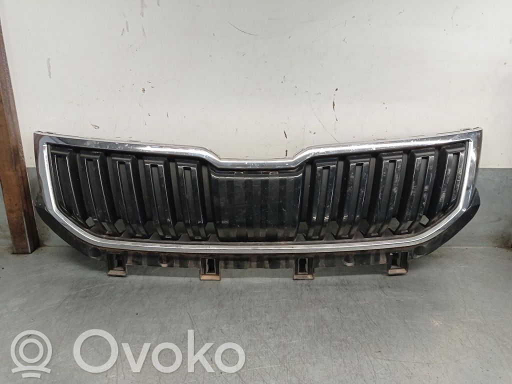Skoda Karoq Atrapa chłodnicy / Grill 
