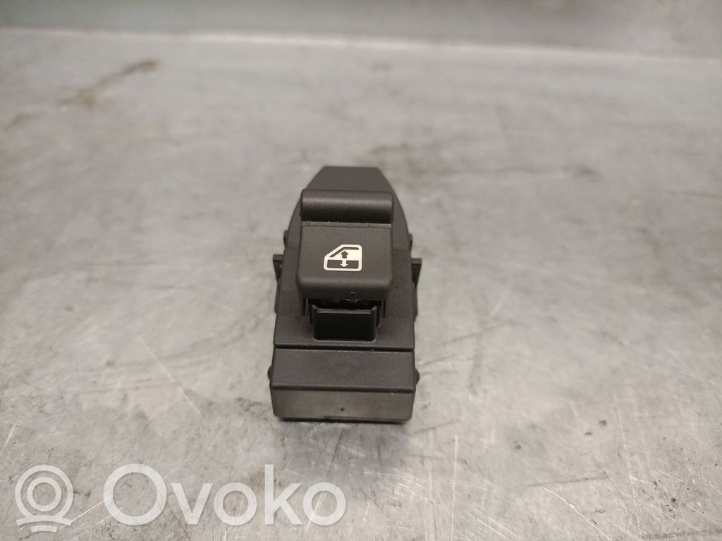 Alfa Romeo 159 Electric window control switch 