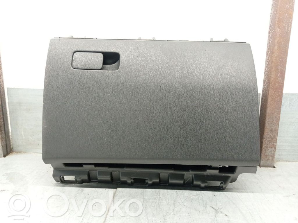 Hyundai i30 Daiktadėžė 