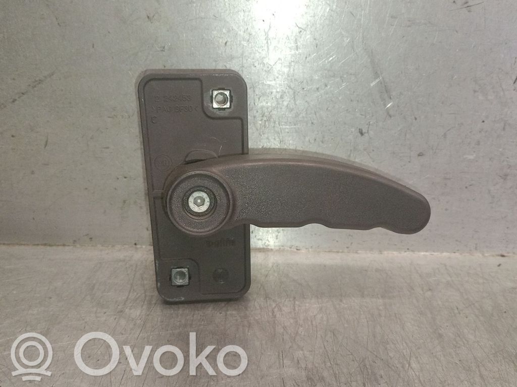 Iveco Daily 6th gen Klamka wewnętrzna drzwi tylnych 