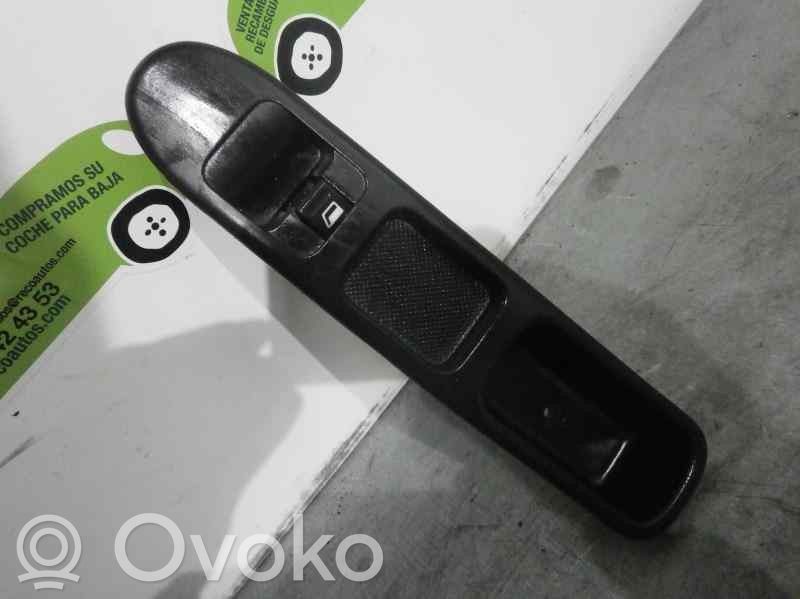 Peugeot 307 Electric window control switch 
