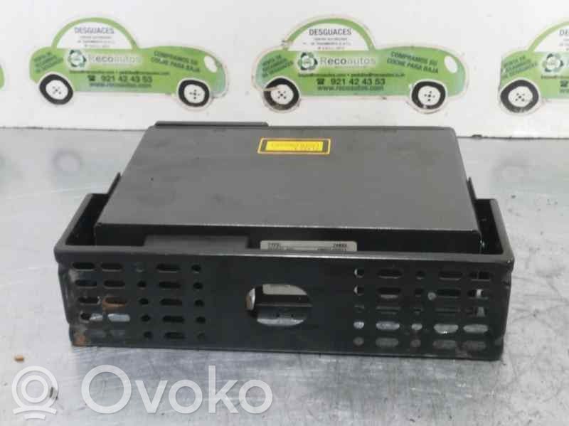 Toyota Avensis T220 Audio HiFi garso valdymo blokas 