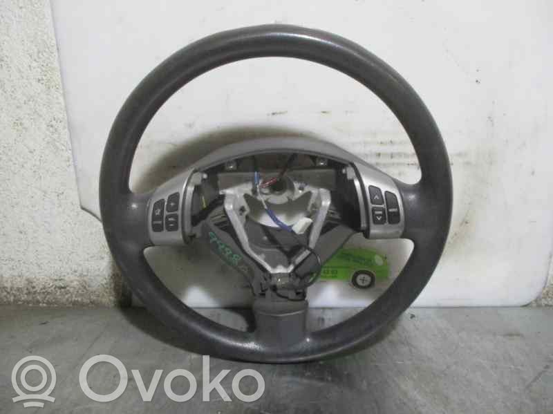 Suzuki Swift I Steering wheel 