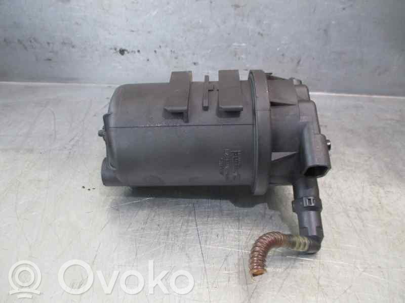 Renault Laguna II Uchwyt / Mocowanie zbiornika paliwa 