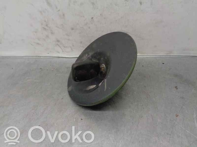 Nissan Kubistar Klapka wlewu paliwa 