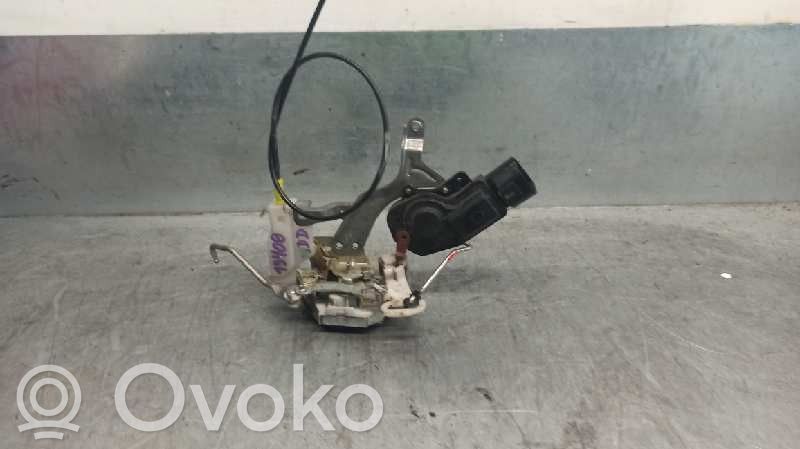 Peugeot 107 Priekšpusē slēdzene 