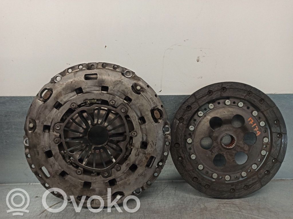 Ford Focus Sankabos komplektas 