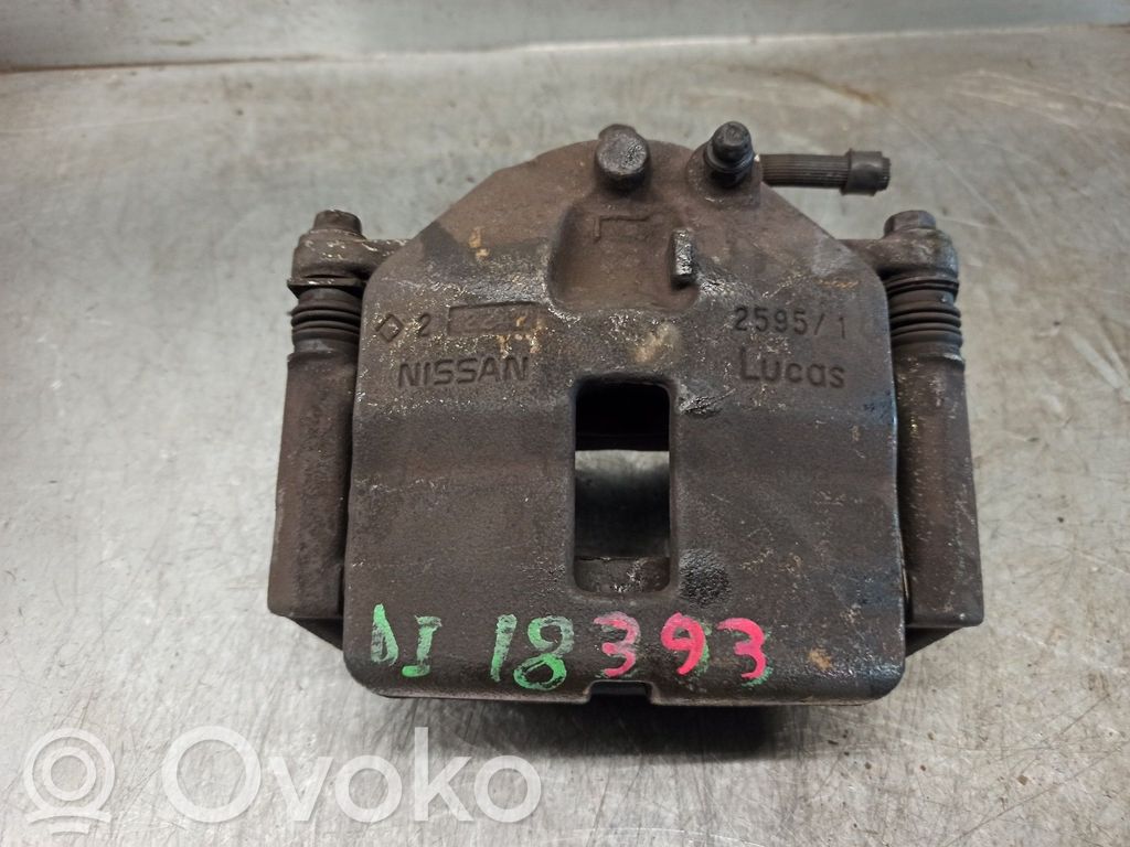 Nissan Primera Zacisk hamulcowy przedni 