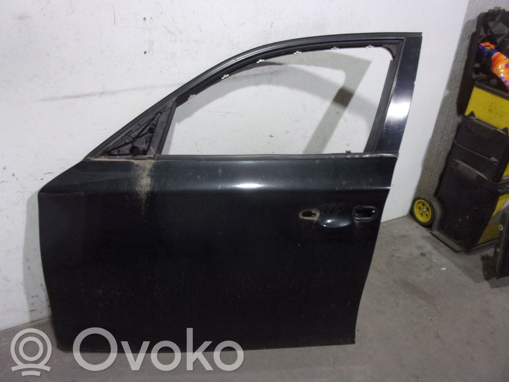 Durvis   41515A2A381,NEGRA,5PUERTAS