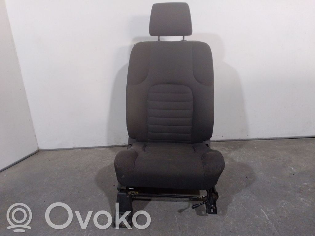Nissan Pathfinder R51 Siège passager avant
