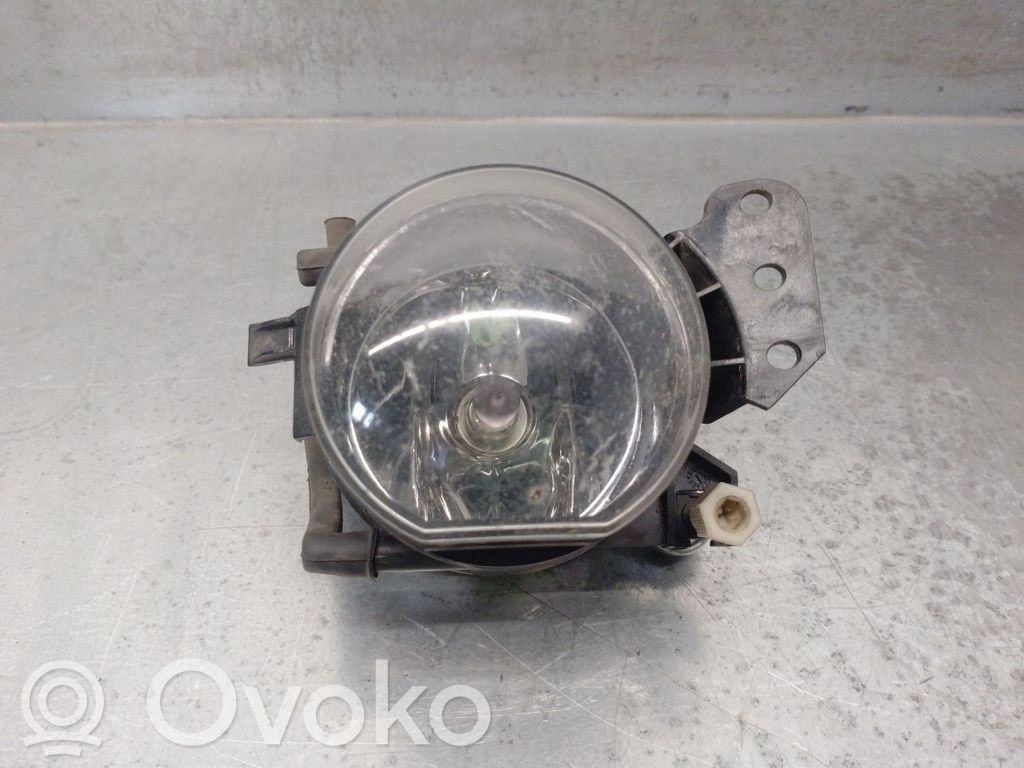 Luz de niebla delantera   6910791,63176910791