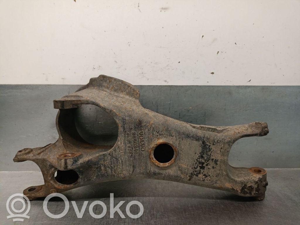 Volvo XC90 Braccio di controllo sospensione posteriore 