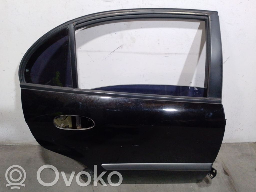 Chevrolet Evanda Puerta trasera 