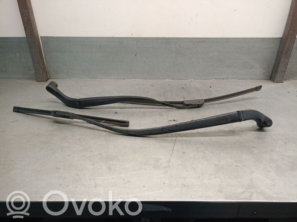 Opel Astra G Wischerarm vorne 