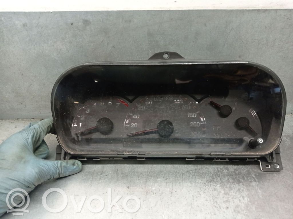 Honda FR-V Nopeusmittari (mittaristo)