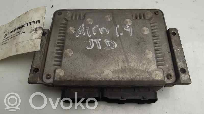 Engine control unit/module   281010332,93741WAA,BOSCH