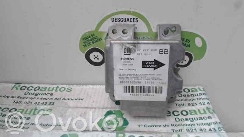 Opel Corsa B Module de contrôle airbag 