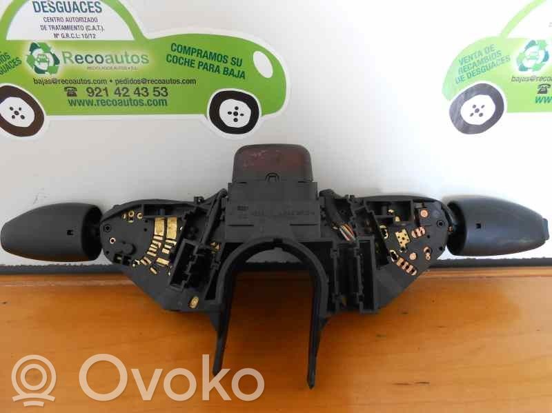 Suuntavilkun vipu   95VW13335DBW