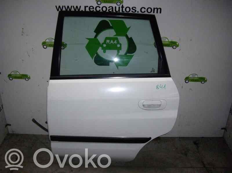 Mitsubishi Space Wagon Puerta trasera 