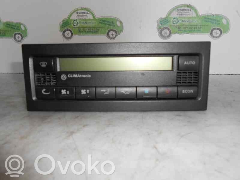 Volkswagen Passat Alltrack Climate control unit 