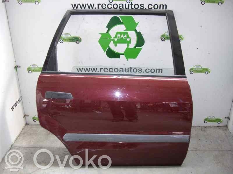 Mitsubishi Space Wagon Puerta trasera 