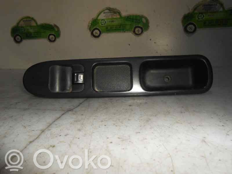 Opel Corsa B Electric window control switch 