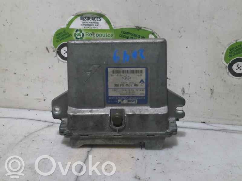 Renault Clio II Engine control unit/module 
