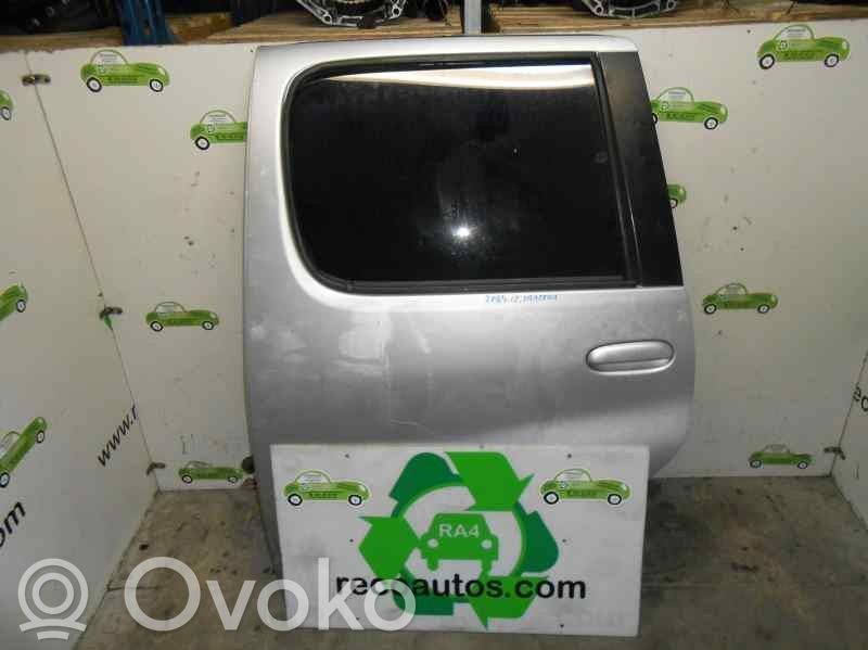 Toyota Yaris Puerta trasera 