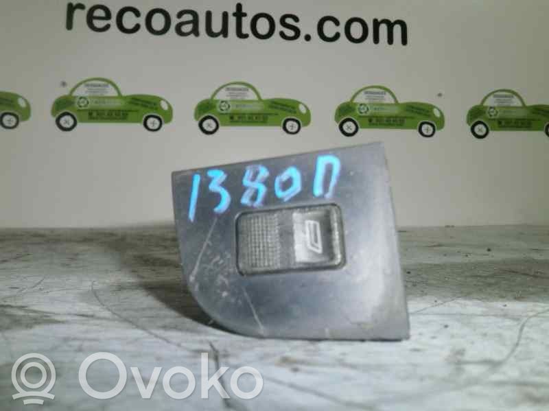 Przyciski szyb   896959528