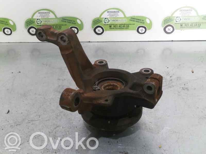 Renault Modus Front wheel hub spindle knuckle 