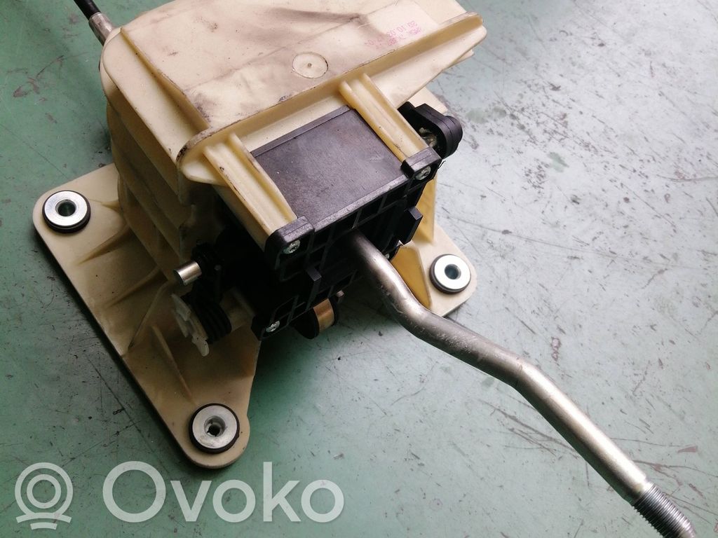 Ford Focus Gear shift rod 