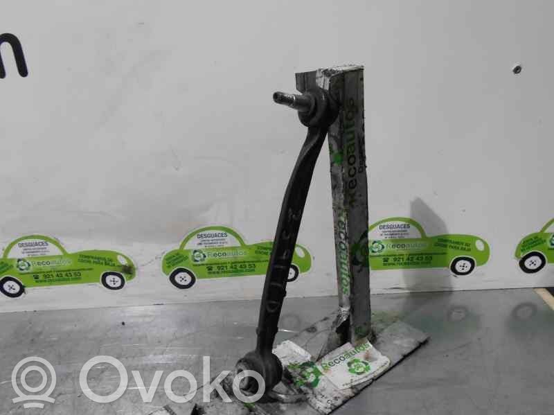 Mercedes-Benz C W203 Braccio di controllo sospensione posteriore 