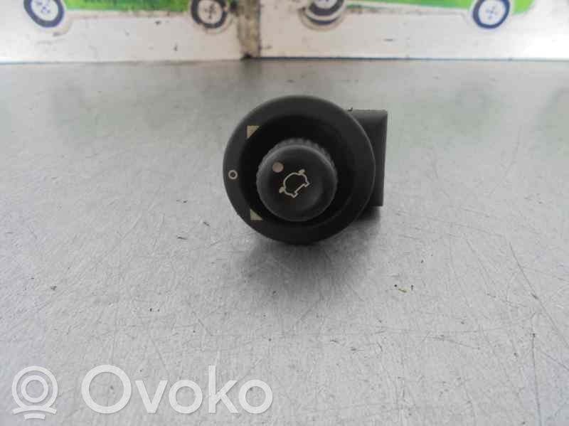 Interruptor del espejo lateral   93BG17B676,93BG17B676
