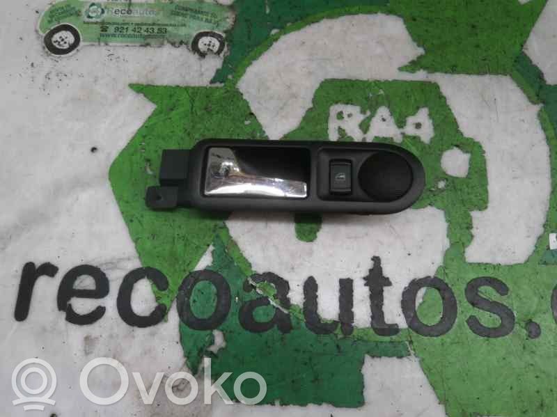 Volkswagen Passat Alltrack Manecilla interna puerta delantera 