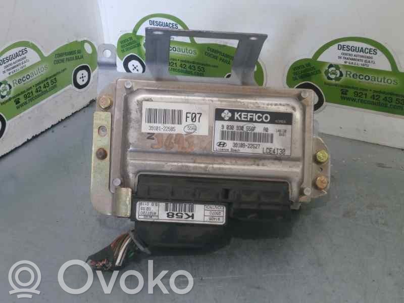 Hyundai Accent Engine control unit/module 