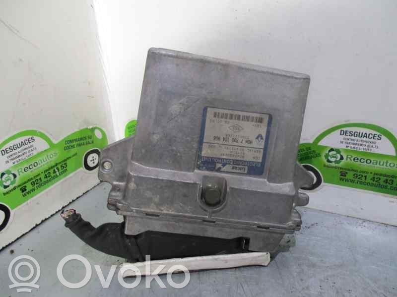 Moottorin ohjainlaite/moduuli   7700104956,R04080009F,LUCAS