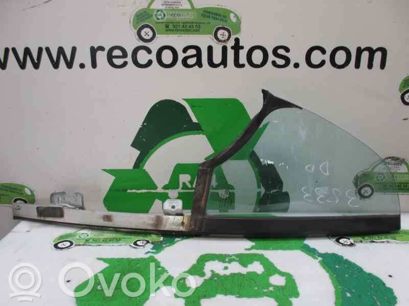 Puerta delantera   Q0000558V013CD6A00,3P