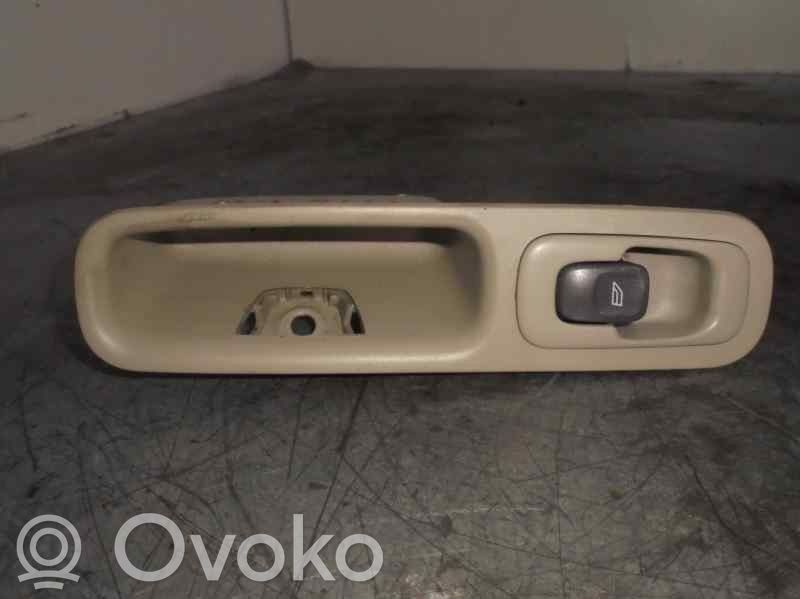 Electric window control switch   947669,99W075