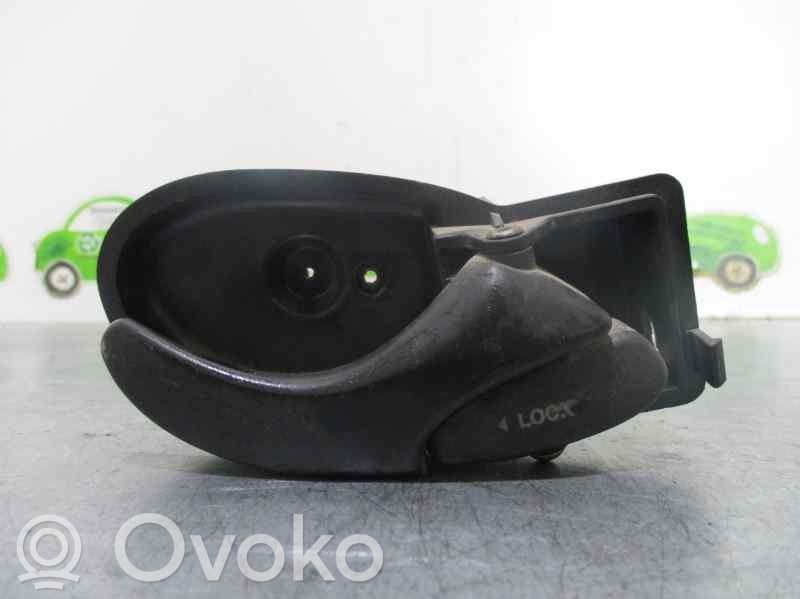 Ford Focus Rankenėlė atidarymo vidinė 