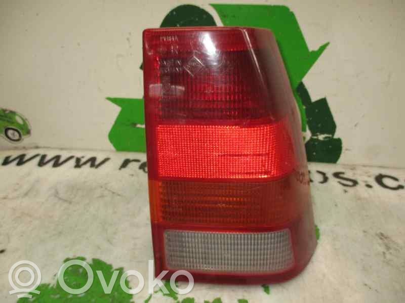 Opel Kadett E Galinis žibintas kėbule 